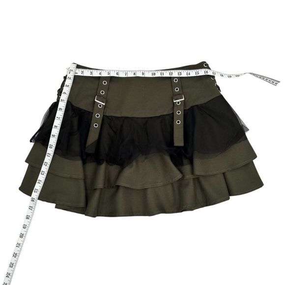 Hot Topic Thorn & Fable Ruffle Tiered Skirt Sz. Med - Picture 7 of 8